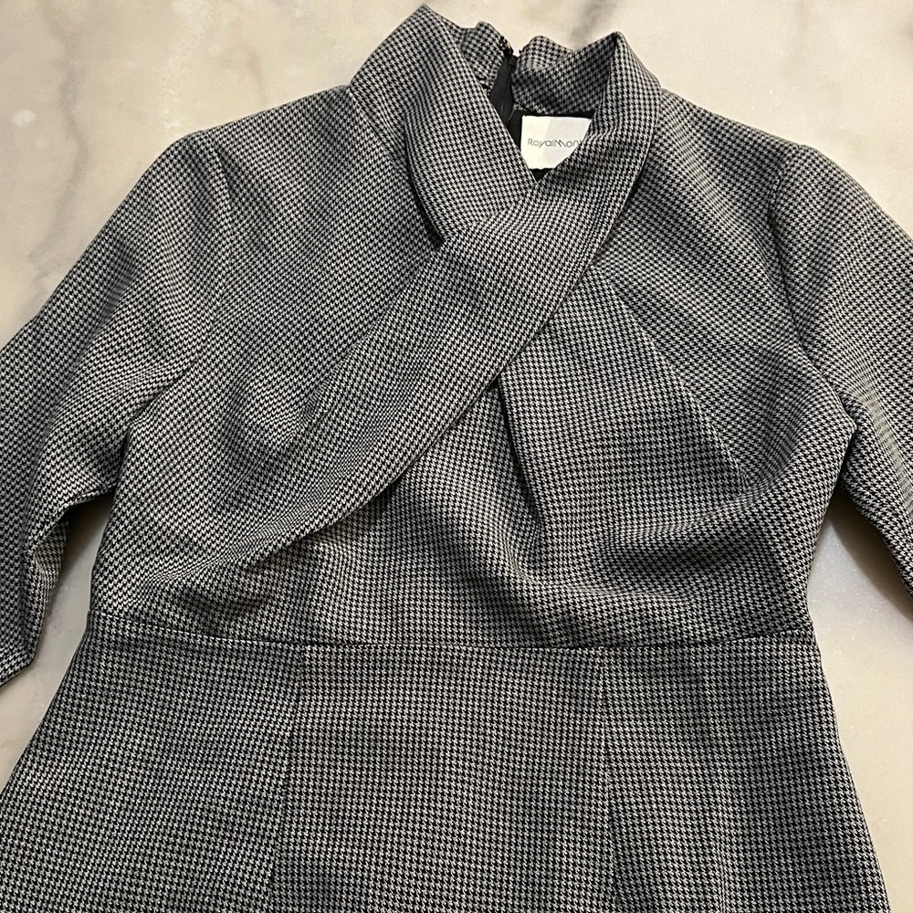 🎈3/4 Sleeve Gray Black Midi Dress🎁$20 Bundle up to 5 lbs Sale 📦 - Picture 3 of 14
